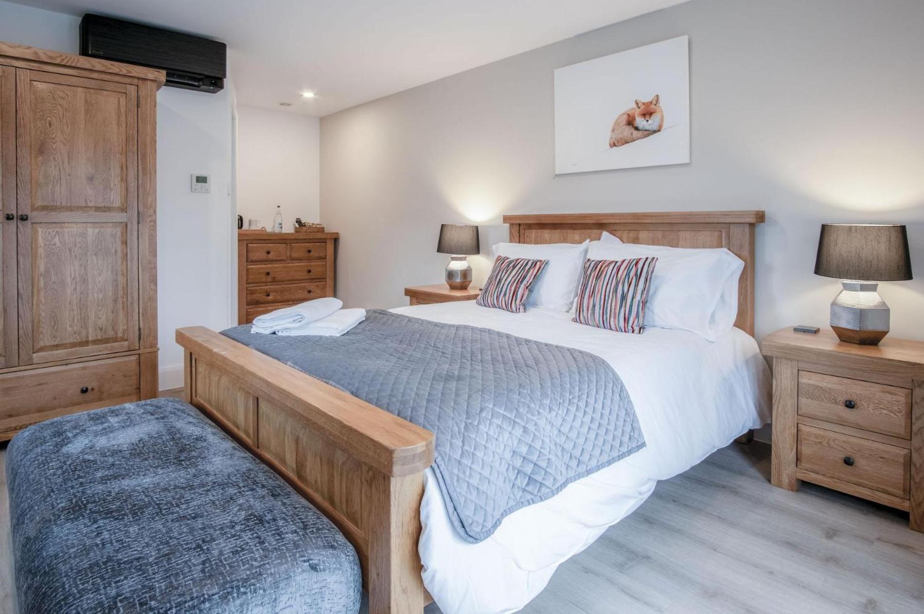 Suite 7 - Sleeping Giant Hotel - Pen Y Cae Inn Брекон Экстерьер фото